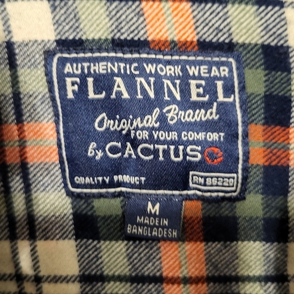 Cactus Flannel Plaid Med L/S front pocket, lace hem - Picture 9 of 15